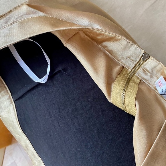 ❤️’Three of Something’ Australian brand. Gold & Black cutout Mini- Skirt ❤… - Picture 11 of 11